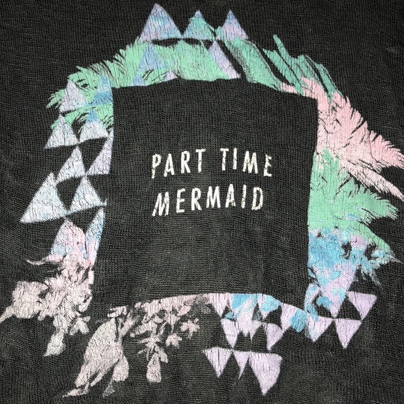 Open back crop top - Picture 2 of 3